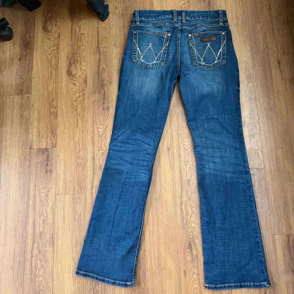 Wrangler Bootcut Jeans - Picture 3 of 5